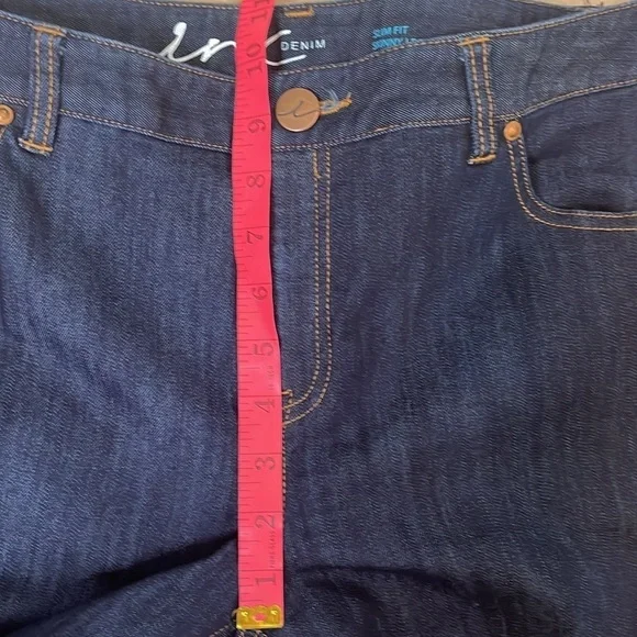 ⭐️ INC Denim slim fit skinny leg jeans - size 4 - Picture 6 of 10